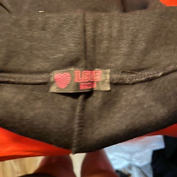 Women’s Joggers Small - Picture 2 of 2